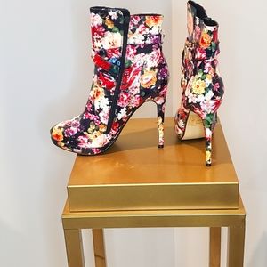 Floral boot